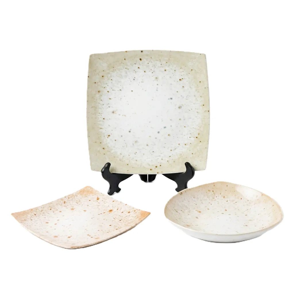 Lotus Porcelain 18-Piece Square Dinnerware Set